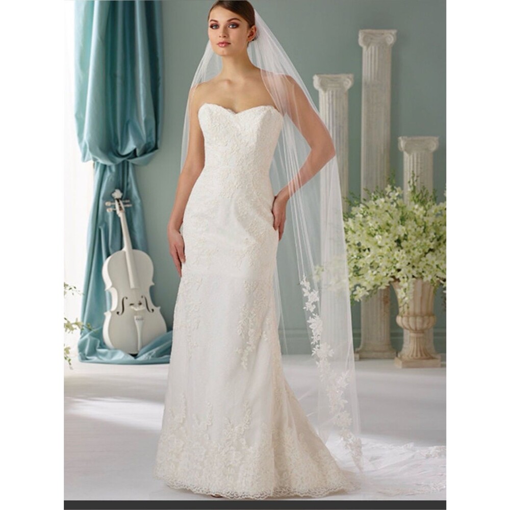 Clear Crystal and Pearl Cascade Bridal Veil - Ivory